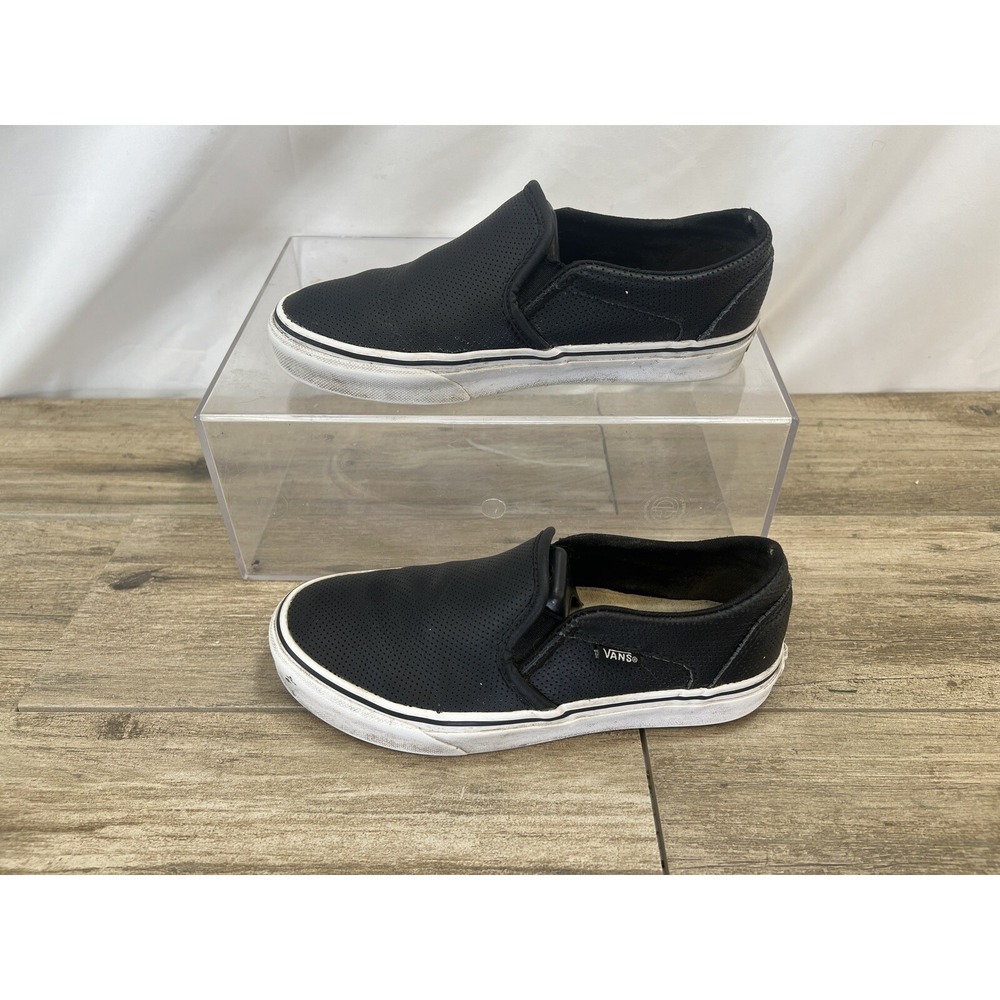 Vans Classic Slip On Black Perforated Leather Sneakers Womens 6 721356